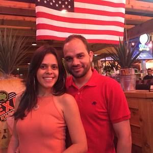 Meet your Posher, Dika